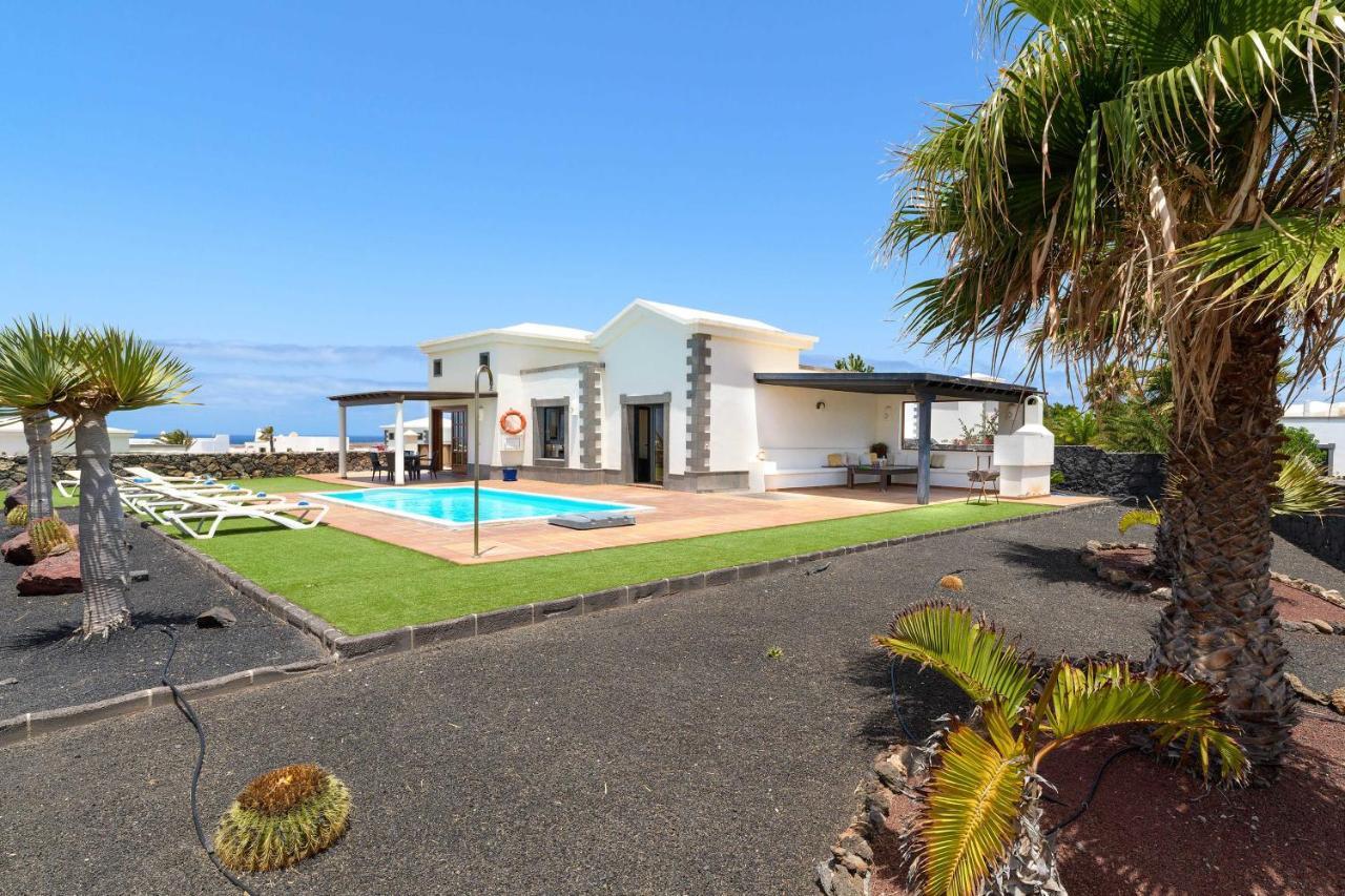 Villa Los Dragos Playa Blanca  Exteriér fotografie