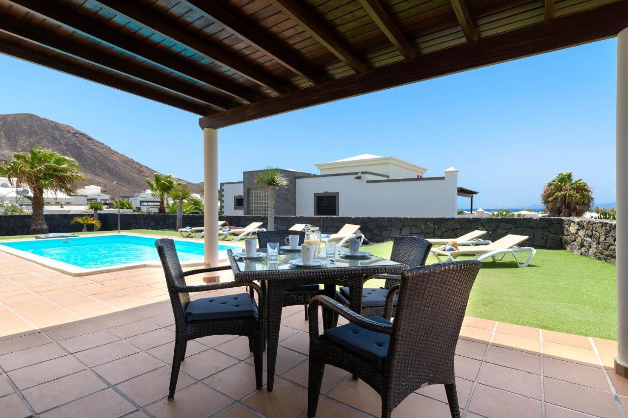 Villa Los Dragos Playa Blanca  Exteriér fotografie