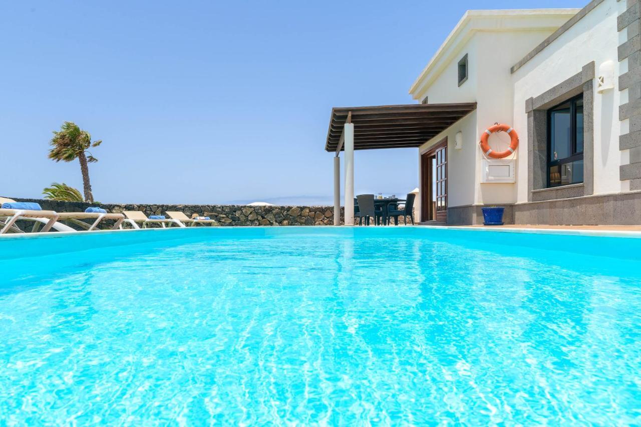 Villa Los Dragos Playa Blanca  Exteriér fotografie