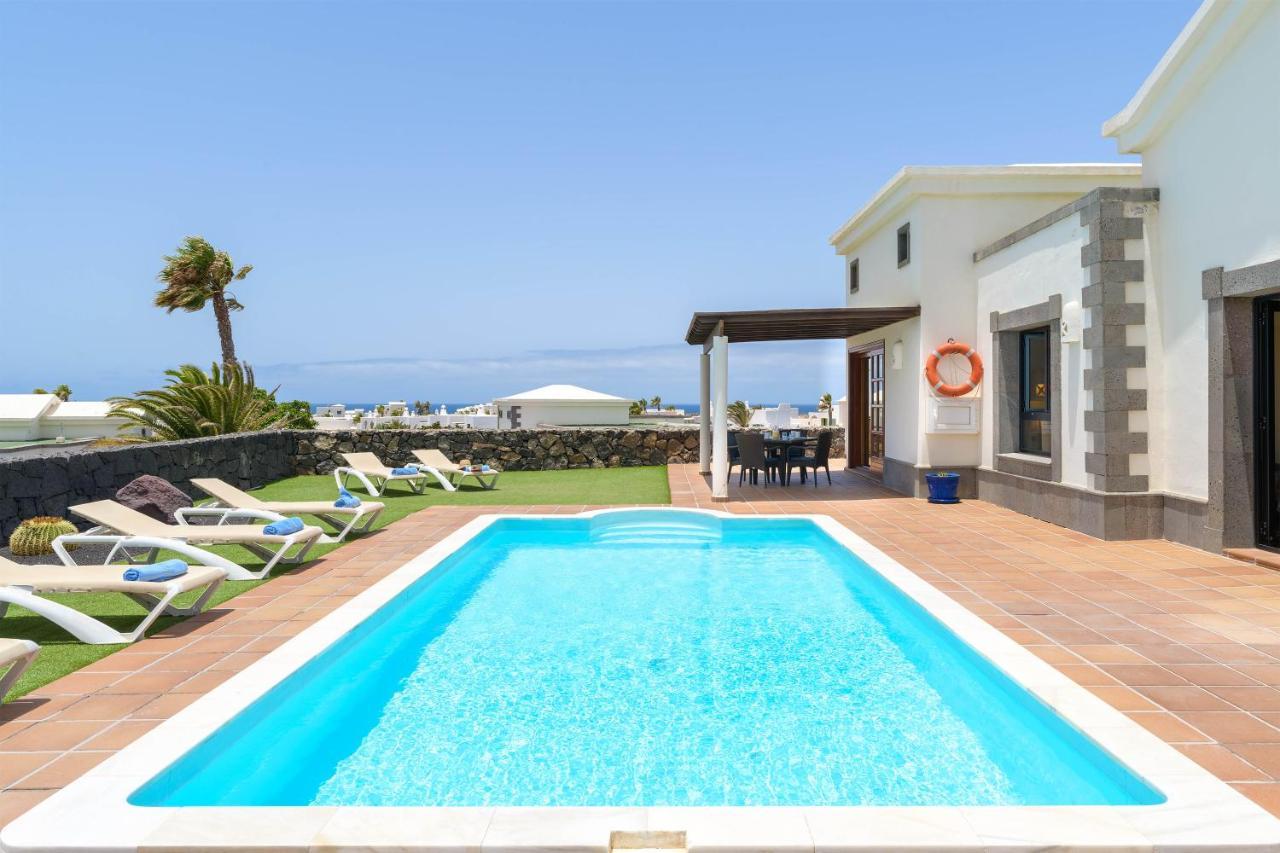 Villa Los Dragos Playa Blanca  Exteriér fotografie