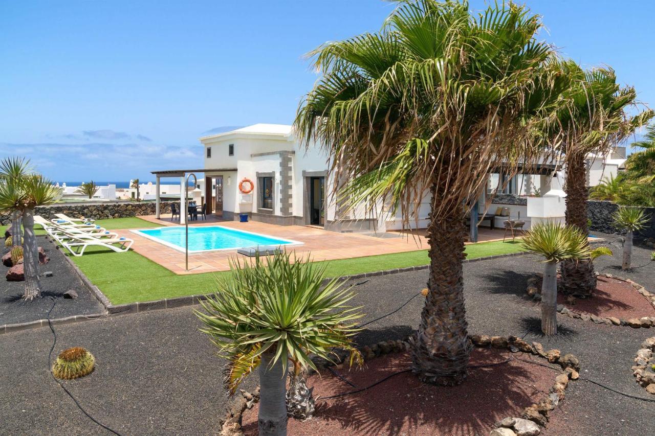 Villa Los Dragos Playa Blanca  Exteriér fotografie